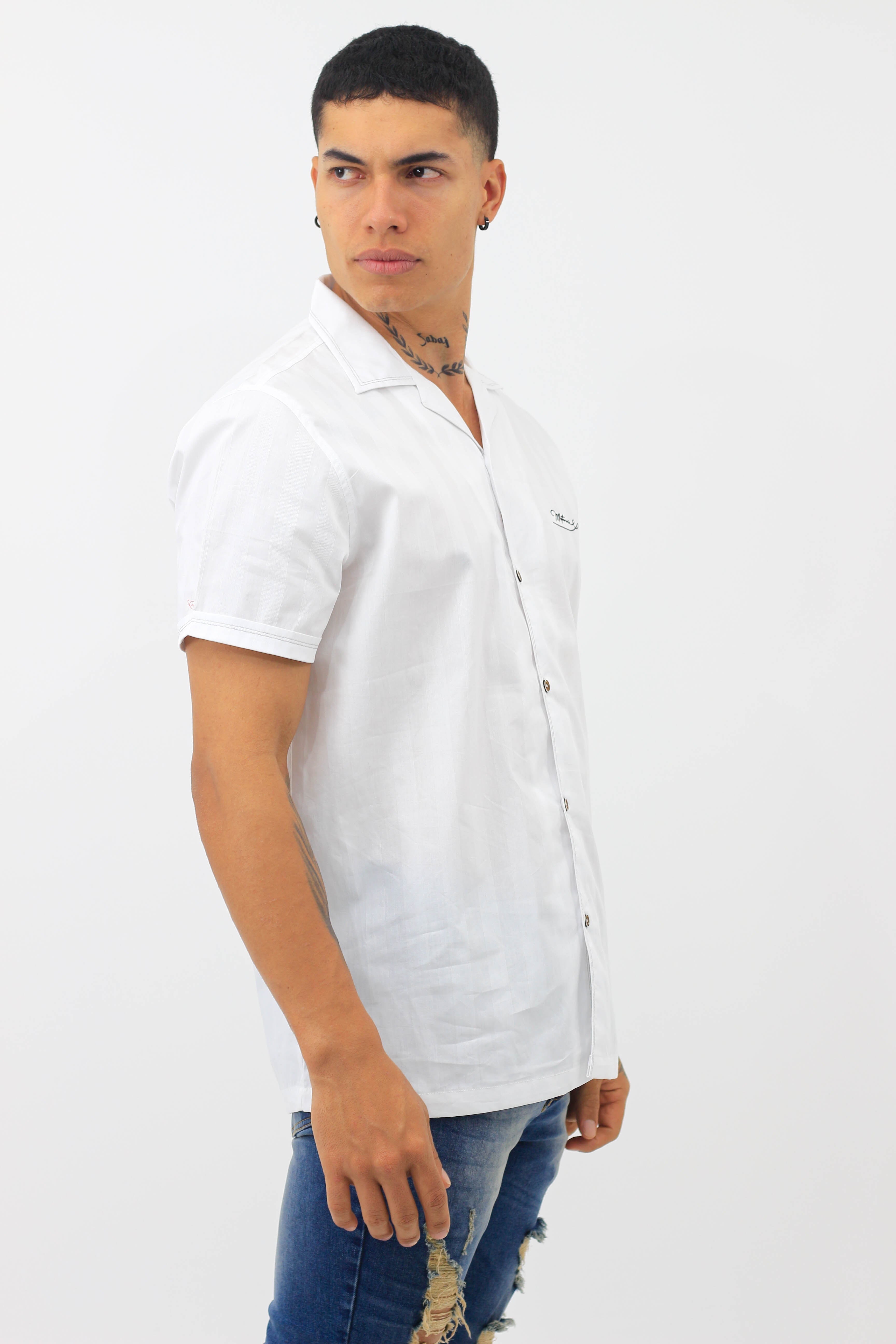 Camisa Blanca Franjas Con Placa Cuello Sport